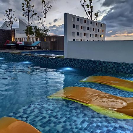 Condo 2-10 Imperio Professional Suite Άλορ Σταρ Εξωτερικό φωτογραφία